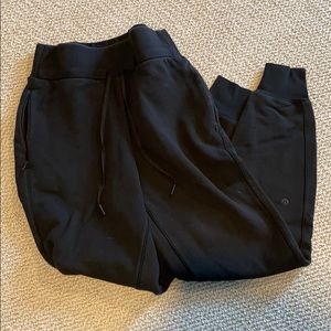 Lululemon Sweat Pants Sz. 6
